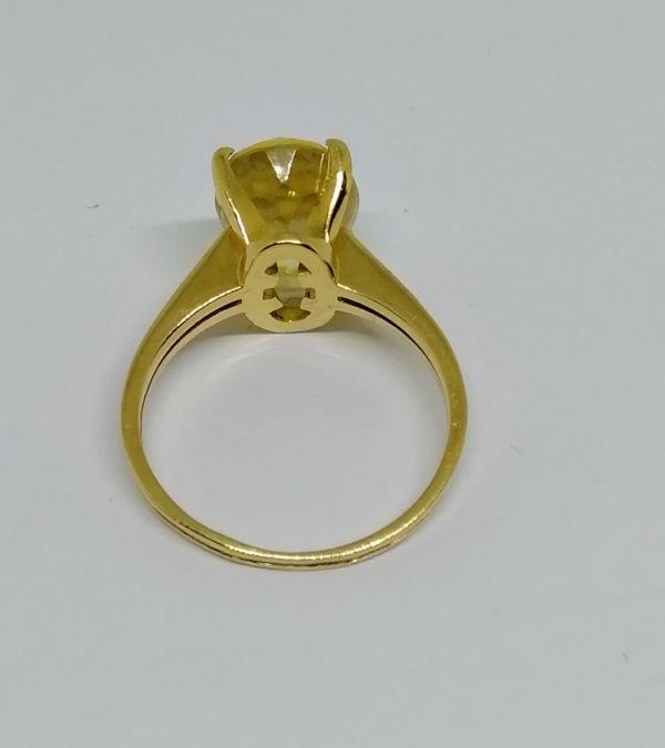 bague en or jaune avec citrine facettée vers 1950