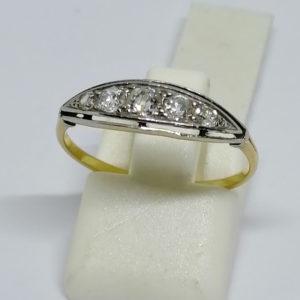 bague en or jaune avec diamants de tailles anciennes vers 1900