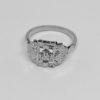 bague en or gris art déco avec saphir blanc
