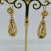 paire de boucles d'oreilles en or bicolore vers 1870