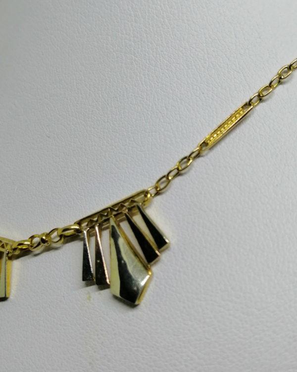 collier trois ors avec motif géométrique art déco vers 1925