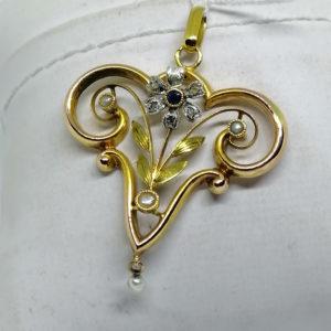 pendentif or art nouveau typique vers 1900