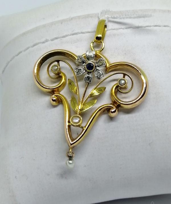 pendentif or art nouveau typique vers 1900