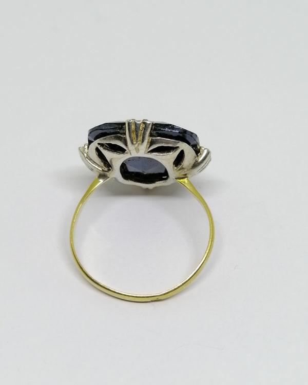 bague argent/or, avec grosse hématite en forme de coussin art déco, vers 1930.