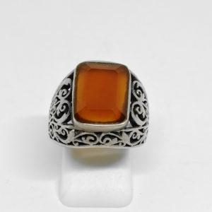 bague argent chevalière ajourée avec cornaline vers 1920