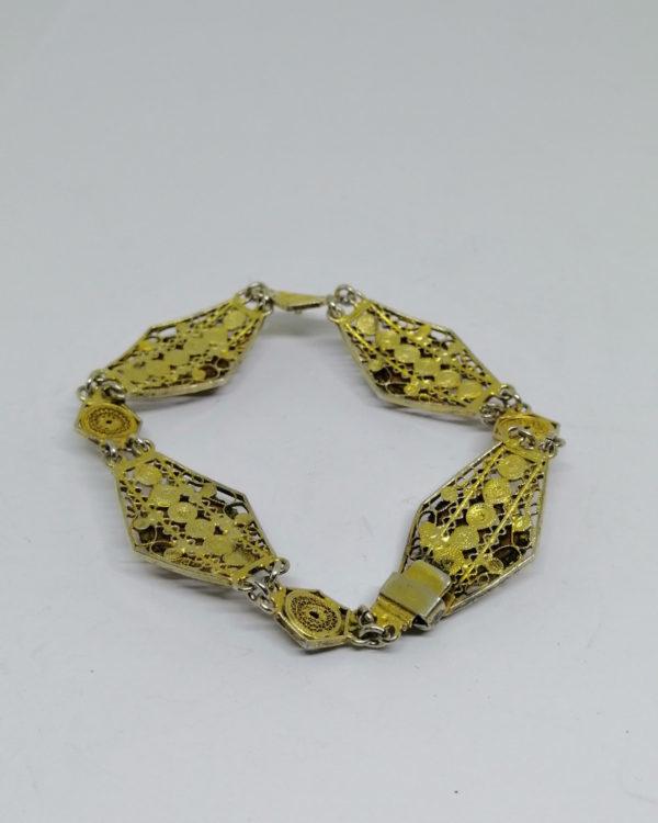 bracelet argent vermeil filigrané avec camées coquillage vers 1930.