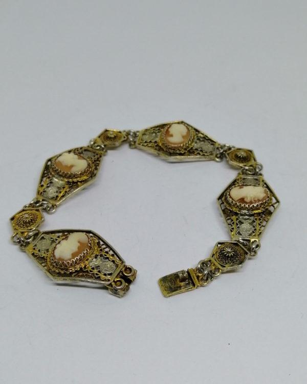 bracelet argent vermeil filigrané et camées coquillage vers 1930.