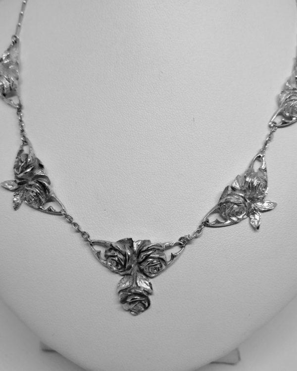 collier argent modèle rose rare vers 1900 art nouveau