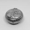 boîte argent massif de forme ronde richement ouvragée vers 1900