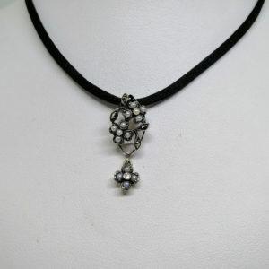 pendentif argent vermeil, avec sertie de perles , marcasites et petit diamant, vers 1900.