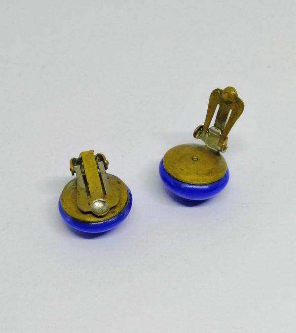Boucles d'oreilles , clip, avec demi-boule en verre de couleur bleu. – Image 3