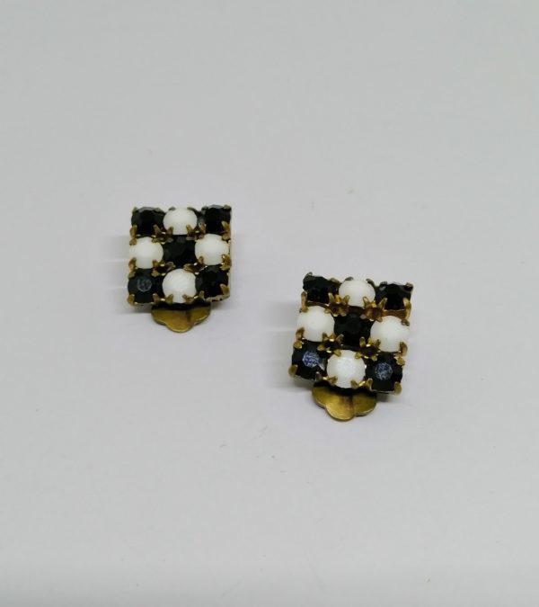 Boucles d'oreilles, clip, en noir et blanc de forme carré. – Image 2