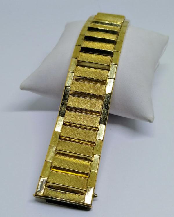 Gros bracelet souple en métal jaune doré, de la Marque Amérikaner, 1940-50. – Image 4