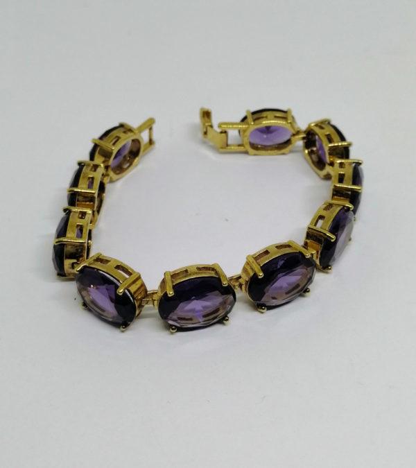 Bracelet souple avec Améthystes d'imitations, de la marque Monet. – Image 3
