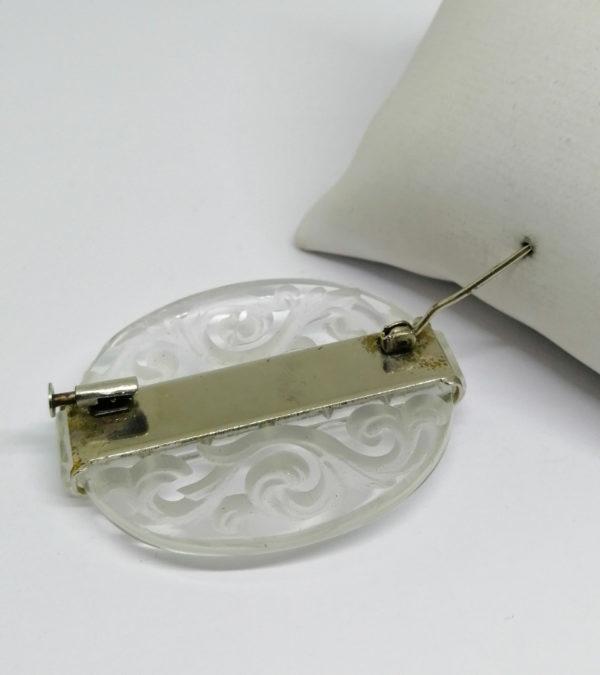Broche en plexis ovale, et strass carré. – Image 4