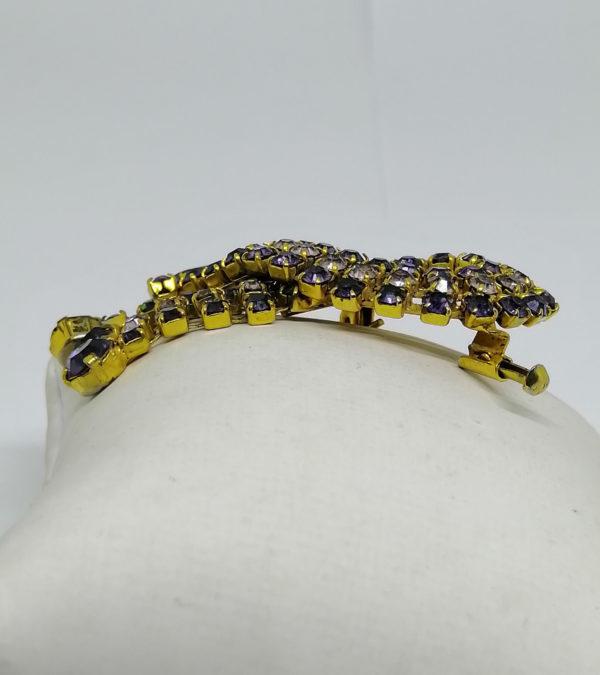 Broche avec pavage de strass violet et pampilles. – Image 3
