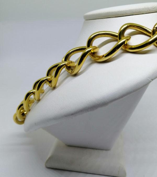 Collier gros maillon en métal jaune doré, signé de la marque Monet. – Image 2