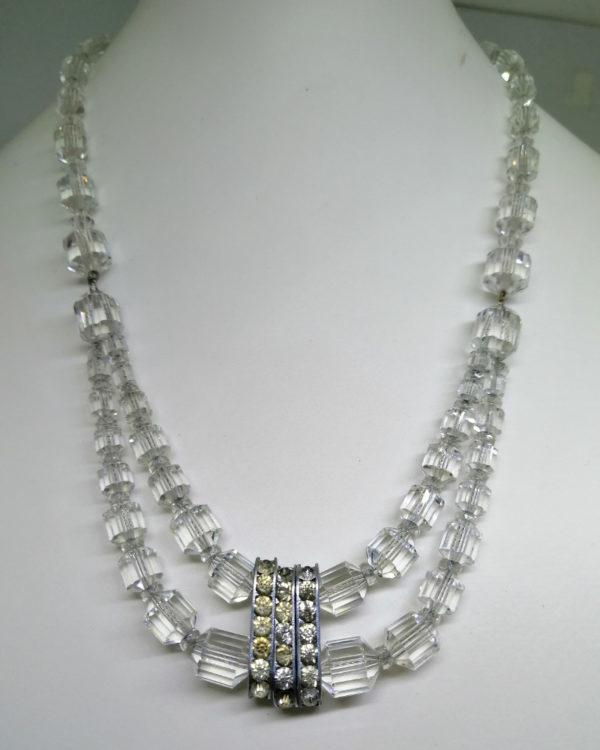 Collier en cristal blanc , taillé façon baguettes. – Image 2