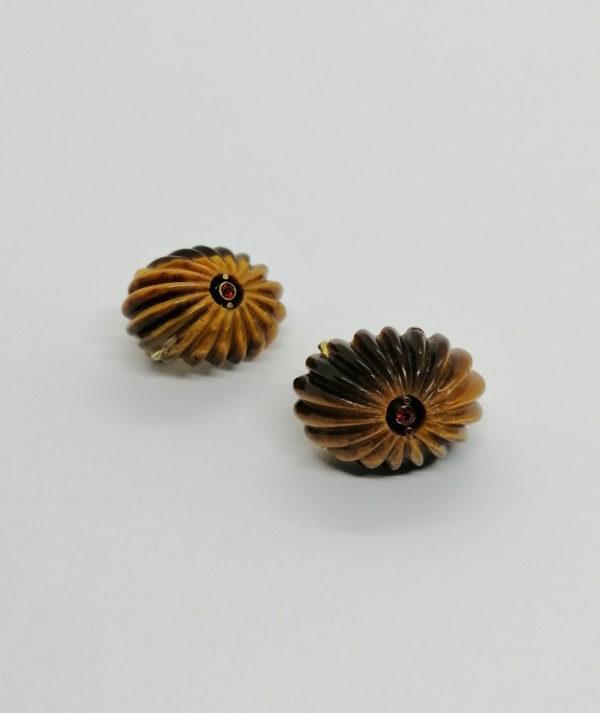 Boucles d'oreilles clip argent, vermeil, vintage, en oeil de tigre ouvragé.