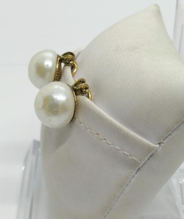 Boucles d'oreilles, clip, monture laiton et grosse perle d'imitation. – Image 2