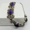 Bracelet argent, motif d'inspiration Bretonne et cabochon ovale d'améthyste, signé. – Image 2