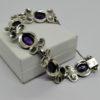 Bracelet argent, motif d'inspiration Bretonne et cabochon ovale d'améthyste, signé. – Image 3