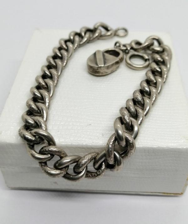 Bracelet argent, maille creuse et motif façon imprimé, breloque cadenas. – Image 2