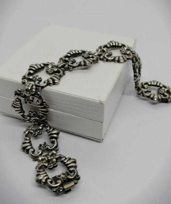 Bracelet argent, maillon ajouré et travaillé, signé WMF, Allemagne vers 1900-25. – Image 2