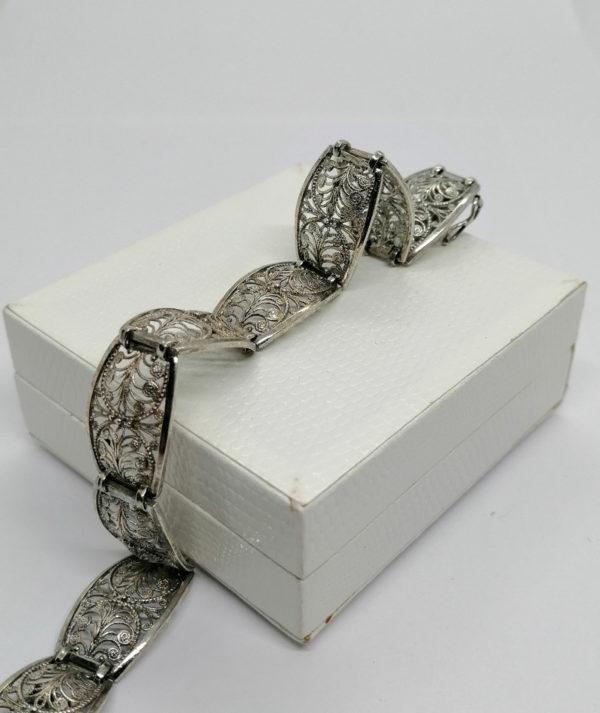 Bracelet argent, maillon filigrané motif stylisé, vers 1930. – Image 2