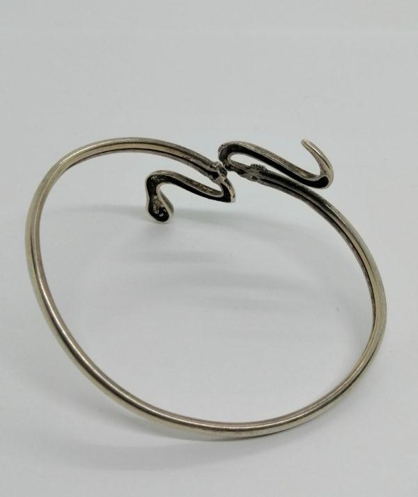 Bracelet argent, représentant un serpent ondulant. – Image 4
