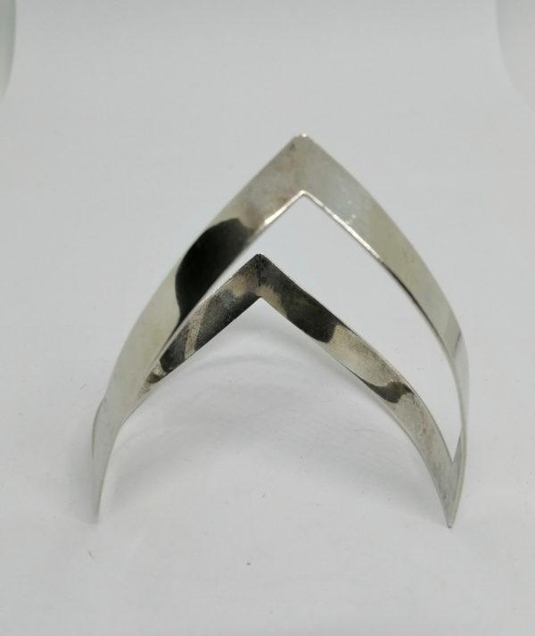 Bracelet argent, à enfiler, de forme particulière, Français vers 1960-80. – Image 2