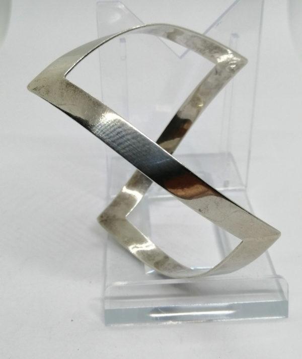 Bracelet argent, à enfiler, de forme particulière, Français vers 1960-80. – Image 4