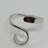 Bracelet argent, jonc de forme particulière, Français 1960-80.