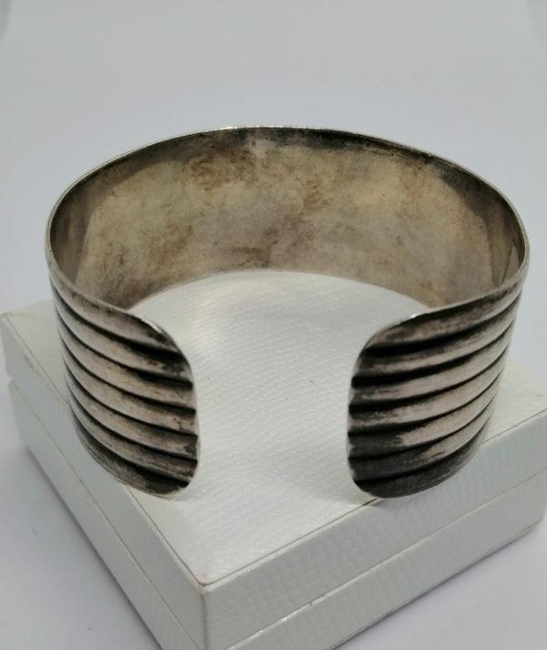 Bracelet argent, petite manchette, façon illusion de plusieurs anneaux. – Image 4
