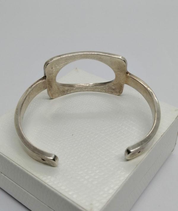 Bracelet argent, jonc ouvert courant minimaliste, 1960-70. – Image 4