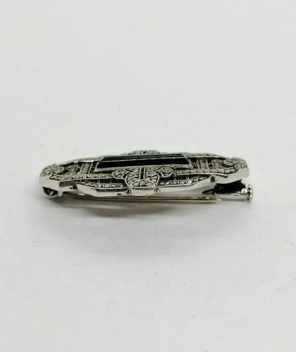 Broche argent, forme géométrique, onyx et pavage de marcasites, Art Déco. – Image 3
