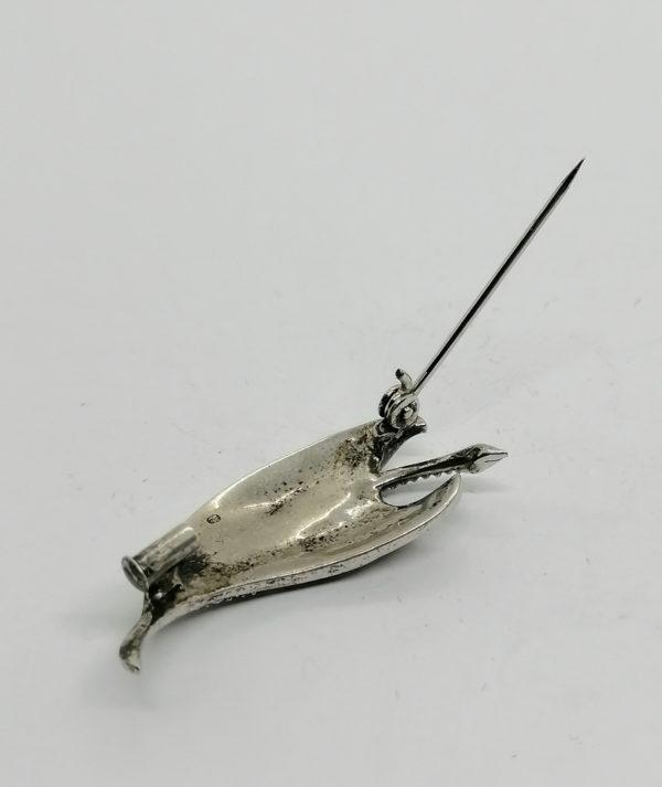 Broche argent , feuille pavée de marcasites, vers 1930. – Image 4