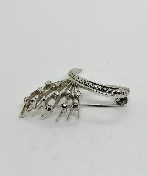 Broche argent de forme stylisée, avec pavage de marcasites. – Image 3