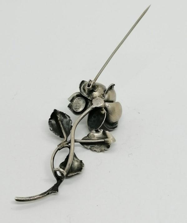 Broche argent , une rose avec feuillage, travail Strasbourgeois, Art Nouveau. – Image 4