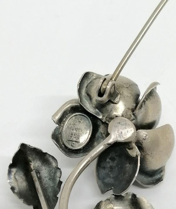 Broche argent , une rose avec feuillage, travail Strasbourgeois, Art Nouveau. – Image 5