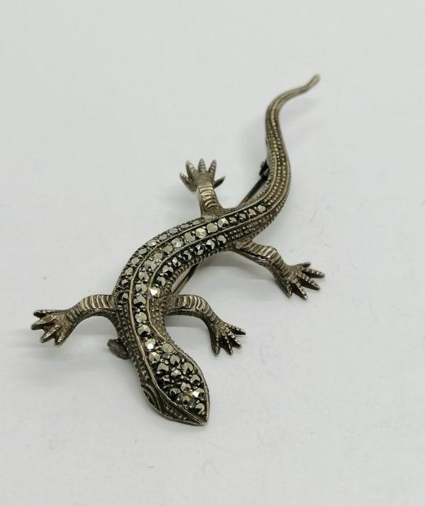 Broche en argent, salamandre pavée de marcasites, vers 1930. – Image 2