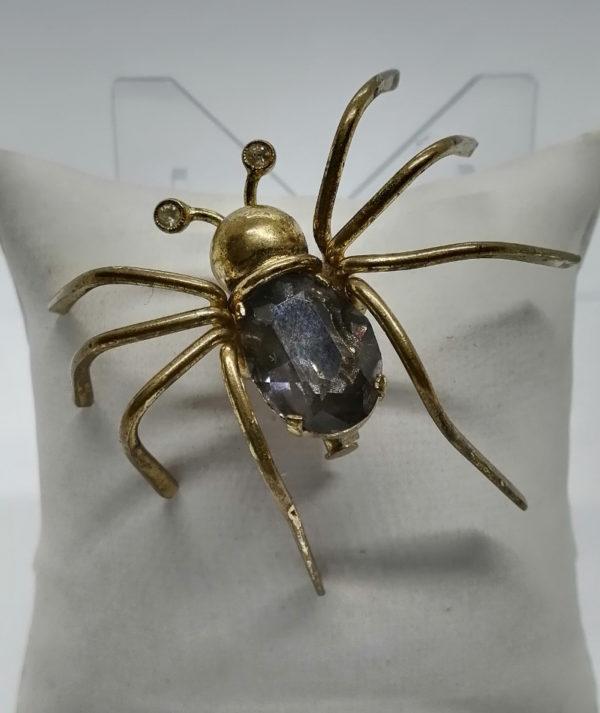Broche araignée grand modèle, en laiton et strass. – Image 4
