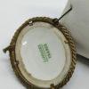 Broche, porcelaine de Limoges, représentant un paysage en hiver. – Image 3