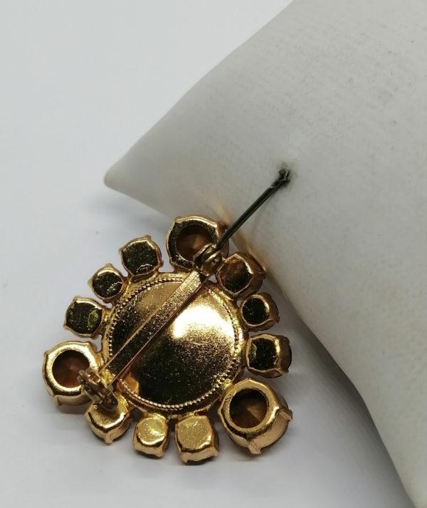 Broche en laiton avec strass brun orangé. – Image 3
