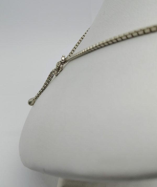 Collier argent, vintage, maille vénitienne, et finition en noeud et pampilles. – Image 2