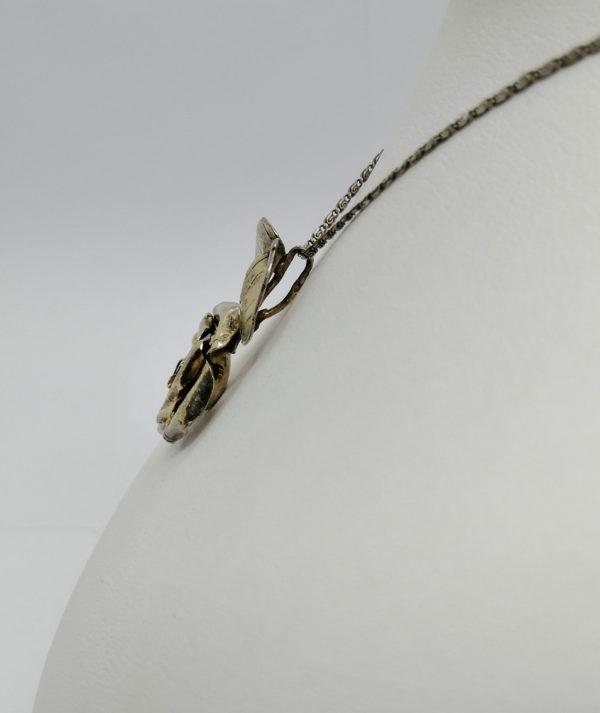 Pendentif argent vermeil, grosse rose et feuillage stylisée, Art Déco. – Image 2