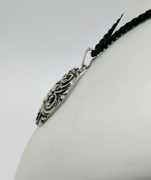 Pendentif argent, ajouré, et motifs de fleurs, Art Nouveau. – Image 2
