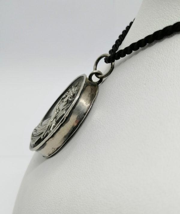 Pendentif argent, reliquaire de Saint Joseph, vers 1900. – Image 2