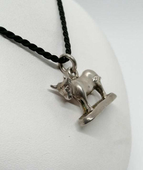 Pendentif argent, taureau avec socle à graver. – Image 2