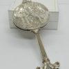 Pendentif face à main de poche, en métal argenté. – Image 2
